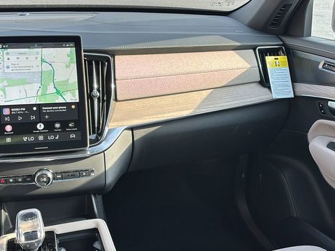 New 2026 Volvo XC90 B6 Ultra w/ Protection Package Premier AWD/4WD image 9