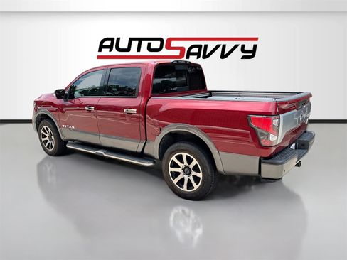 Used 2021 Nissan Titan Platinum Reserve w/ Moonroof Package image 5