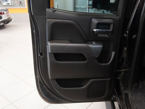 Used 2018 Chevrolet Silverado 1500 LT w/ LPO, Black Pack AWD/4WD image 20