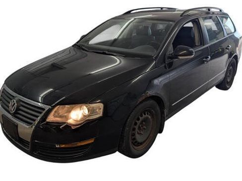 Used 2007 Volkswagen Passat 2.0T FWD image 1