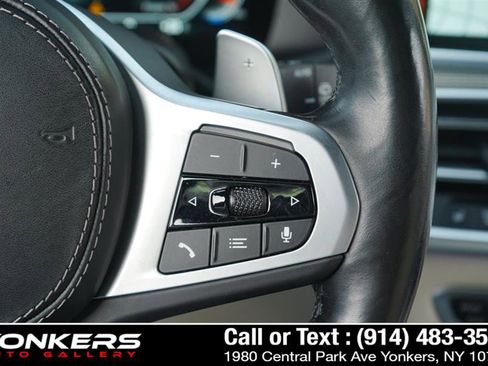 Used 2022 BMW X5 xDrive40i w/ M Sport Package image 57