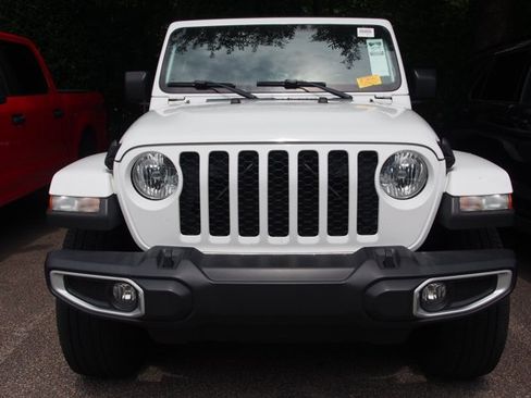 Used 2021 Jeep Gladiator Sport AWD/4WD image 3