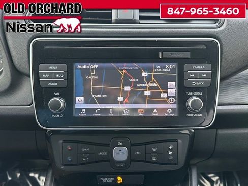 Used 2019 Nissan Leaf SV w/ SV Technology Package image 12