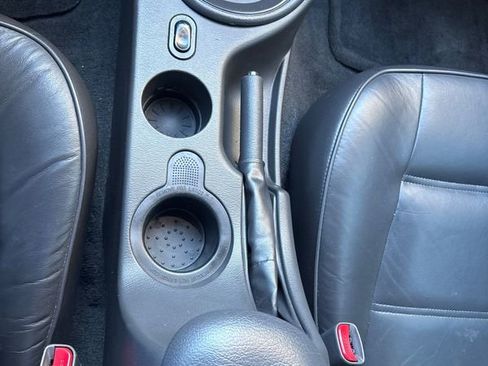 Used 2001 Ford Mustang Convertible image 17