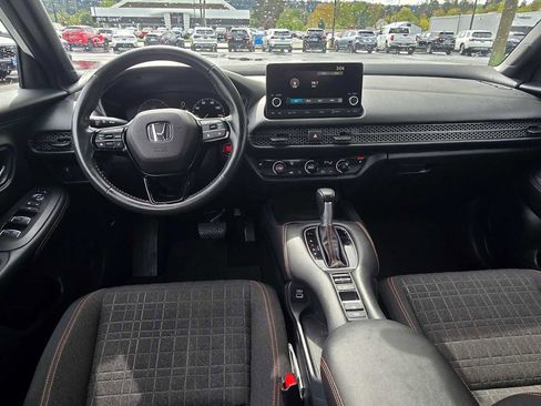 Used 2023 Honda HR-V Sport image 18