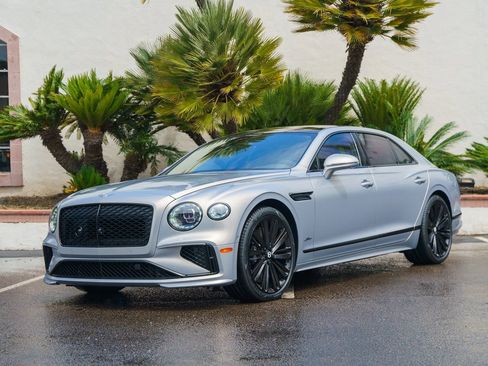 Used 2025 Bentley Flying Spur Speed image 35