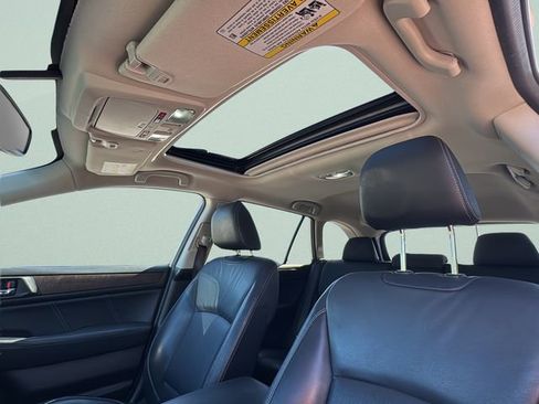 Used 2018 Subaru Outback 3.6R Limited w/ Popular Package #2 AWD/4WD image 13