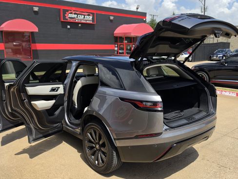 Used 2021 Land Rover Range Rover Velar S AWD/4WD image 19