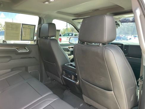 Used 2022 GMC Sierra 1500 Elevation w/ Elevation Premium Package image 25