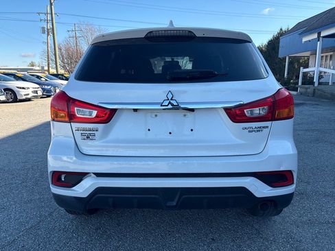 Used 2018 Mitsubishi Outlander Sport ES image 7