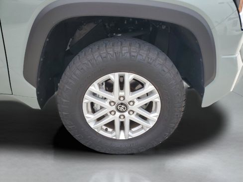 Used 2025 Toyota Tundra SR5 image 31