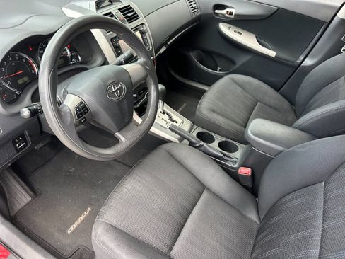 Used 2013 Toyota Corolla S w/ Premium Pkg FWD image 9