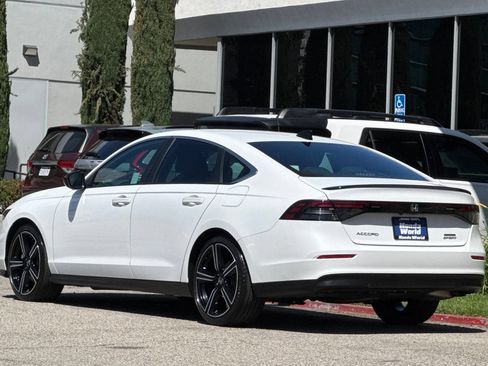 Used 2023 Honda Accord Sport image 6