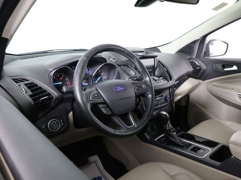 Used 2017 Ford Escape Titanium image 10