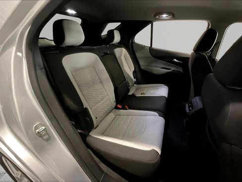 Used 2022 Chevrolet Equinox LT AWD/4WD image 25