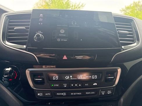 Used 2021 Honda Pilot Black Edition image 26