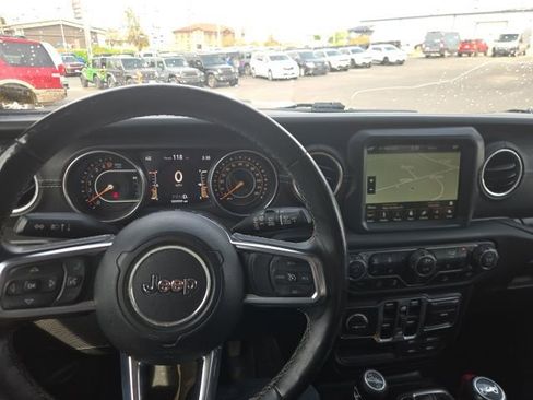 Used 2018 Jeep Wrangler Unlimited Sahara w/ Dual Top Group image 16