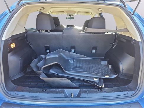 Used 2021 Subaru Crosstrek 2.0i image 25