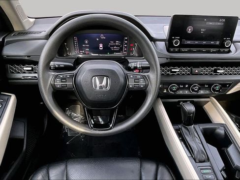 Used 2023 Honda Accord EX image 6