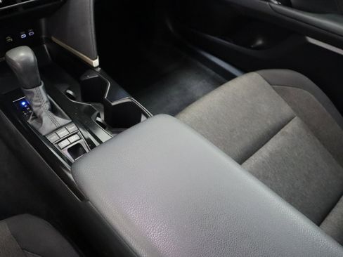 Used 2025 Toyota Camry LE FWD image 16