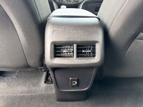 Used 2024 Chevrolet Equinox LT AWD/4WD image 18