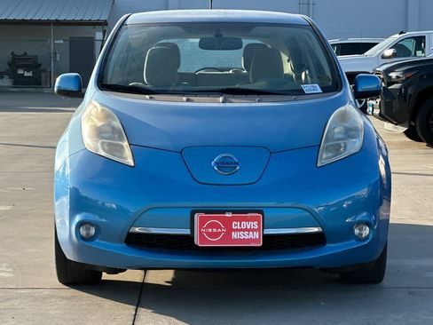 Used 2011 Nissan Leaf w/ Eco Design Pkg image 11