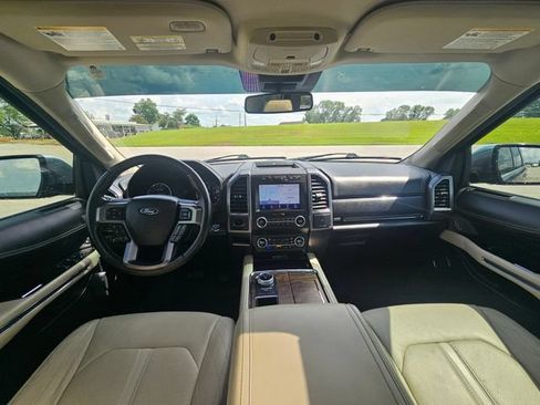 Used 2020 Ford Expedition Platinum RWD image 12