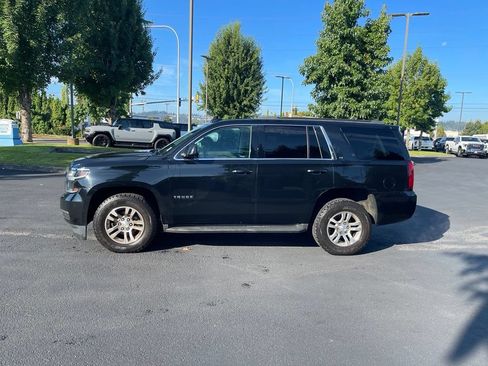 Used 2017 Chevrolet Tahoe LT AWD/4WD image 2