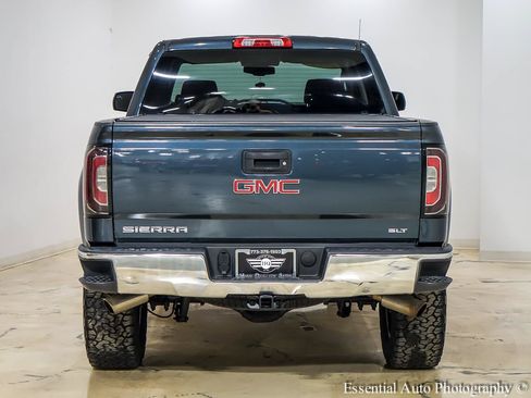 Used 2018 GMC Sierra 1500 SLT w/ Suspension Package, Off-Road AWD/4WD image 7