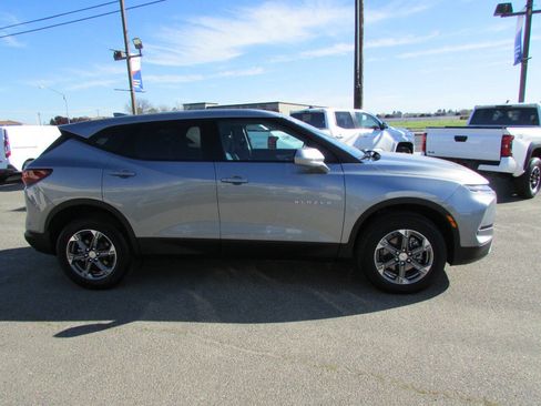 Used 2025 Chevrolet Blazer LT image 5