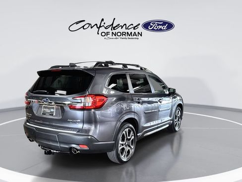 Used 2025 Subaru Ascent Limited AWD/4WD image 8