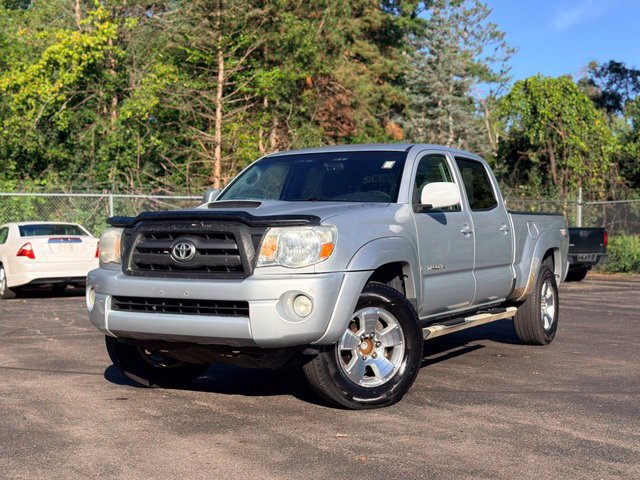 Used 2010 Toyota Tacoma PreRunner w/ TRD Sport Pkg RWD image 2