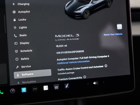 Used 2025 Tesla Model 3 Long Range RWD image 12