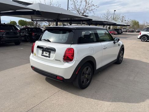 Used 2024 MINI Cooper SE image 5