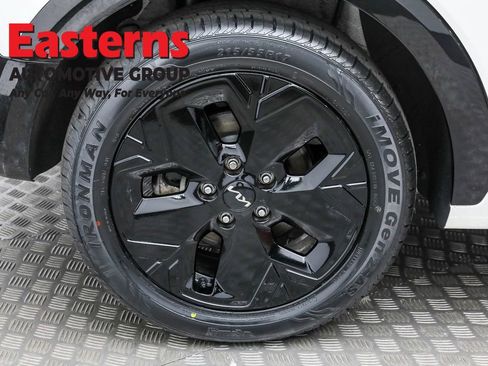 Used 2023 Kia Niro Wind w/ Wind Preserve Package image 28