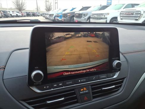 Used 2022 Nissan Altima 2.5 SR image 24