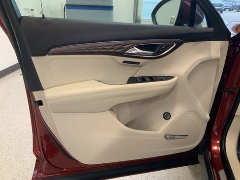 Used 2023 Buick Envision Avenir image 45