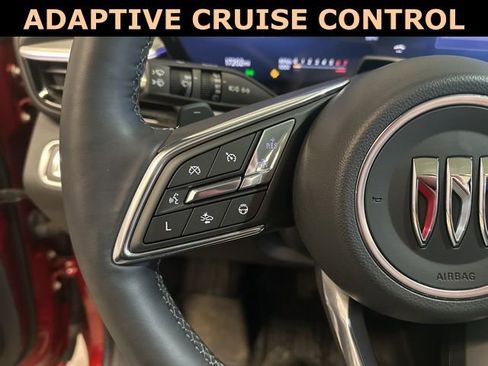 Used 2025 Buick Enclave Avenir w/ Super Cruise Package image 24