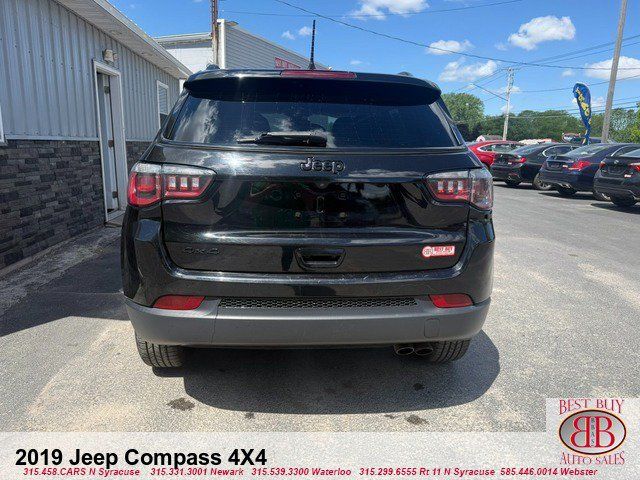 Used 2019 Jeep Compass Latitude AWD/4WD image 6