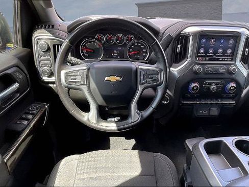 Used 2022 Chevrolet Silverado 1500 LT image 9