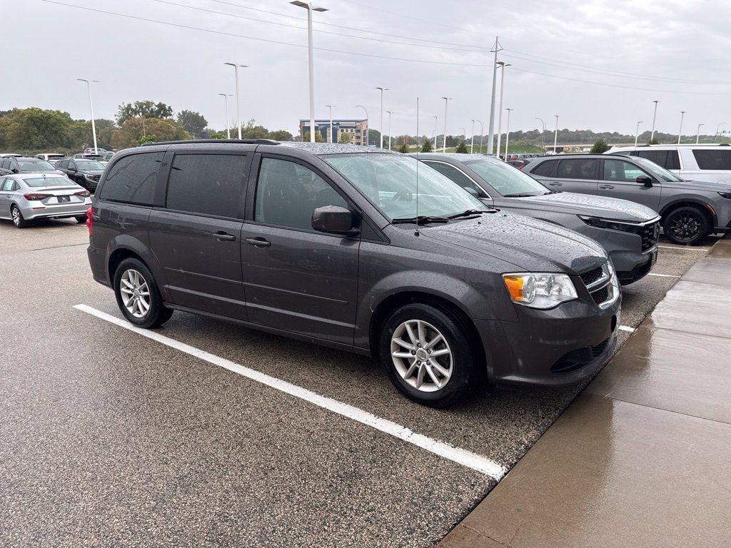 Used 2015 Dodge Grand Caravan SXT FWD image 1