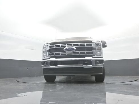 New 2026 Ford F250 XLT w/ FX4 Off-Road Package AWD/4WD image 33