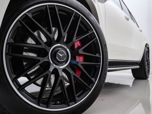 Used 2023 Mercedes-Benz GLS 63 AMG 4MATIC image 5