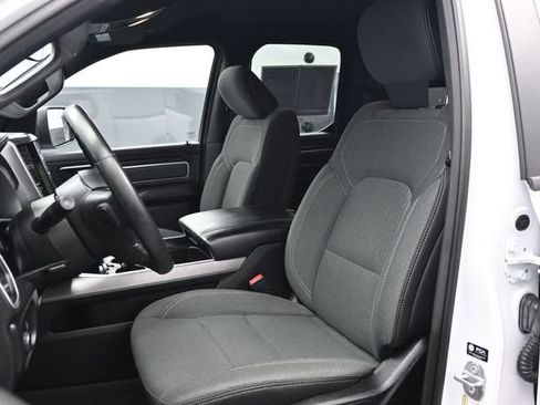 Used 2022 RAM 1500 Big Horn AWD/4WD image 5