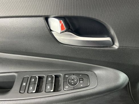 Used 2020 Hyundai Santa Fe SE AWD/4WD image 11