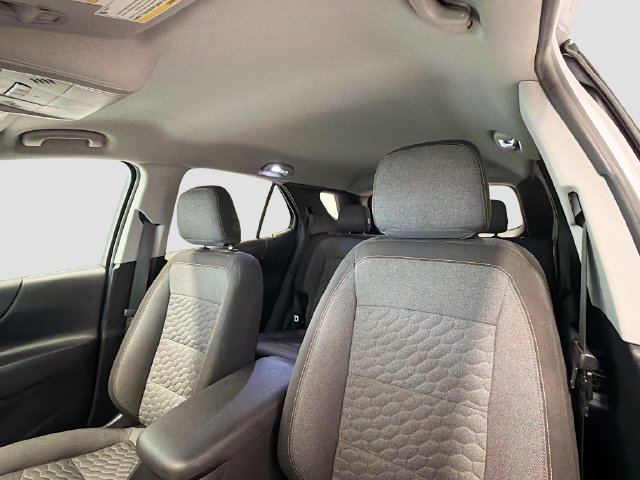 Used 2018 Chevrolet Equinox LT FWD image 18