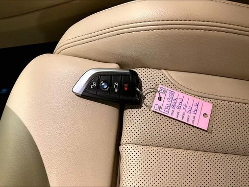 Used 2022 BMW X3 xDrive30i w/ M Sport Package 2 image 13