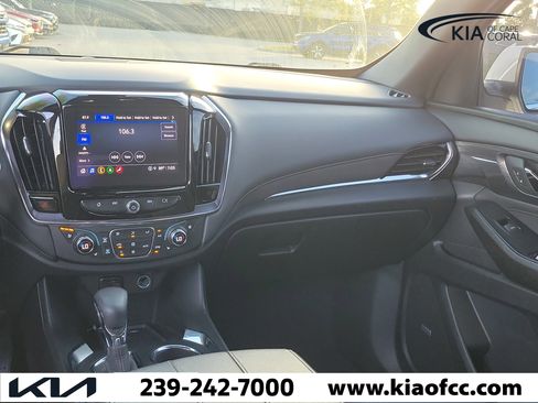 Used 2023 Chevrolet Traverse High Country w/ LPO, 'HIT The Road' Package FWD image 21
