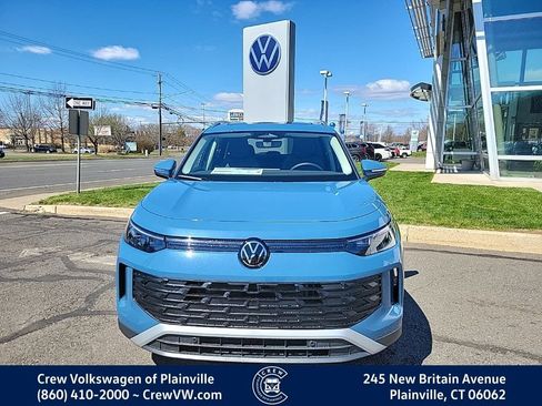 New 2026 Volkswagen Tiguan SE AWD/4WD image 2