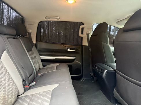 Used 2020 Toyota Tundra SR5 w/ SR5 Upgrade Package image 21